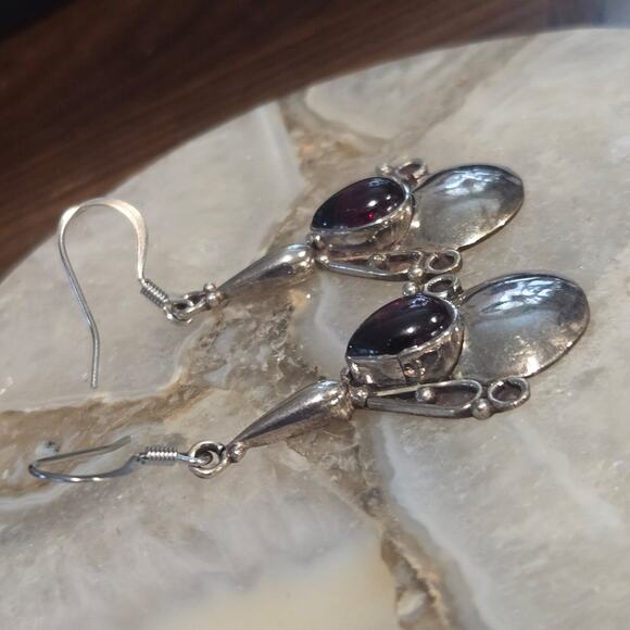 Vintage Sterling Silver Garnet Drop Dangle Earrings - Picture 7 of 12